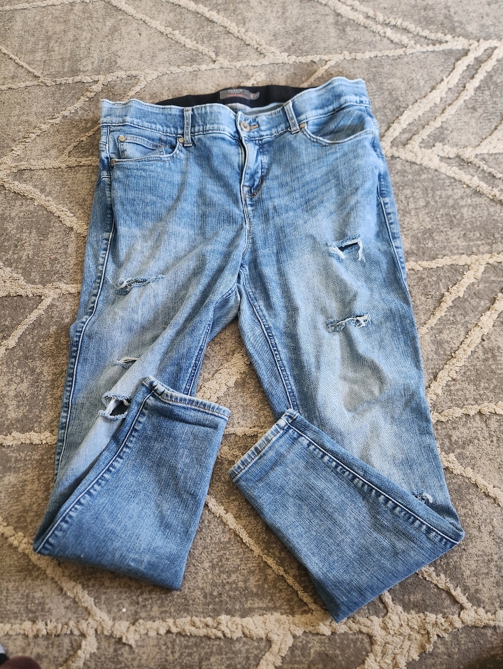 Torrid Bombshell Skinny Light Wash Distressed Jeans